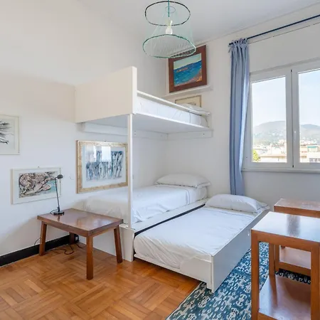 아파트 Wake Up To The Sea At - Stunning View From Every