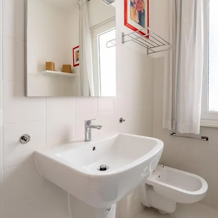 Wake Up To The Sea At - Stunning View From Every * 알라시오