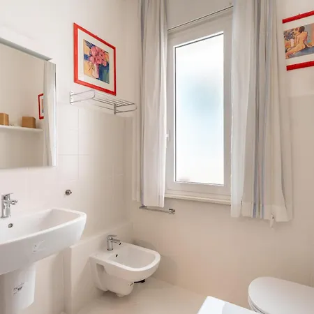 Wake Up To The Sea At - Stunning View From Every * 알라시오