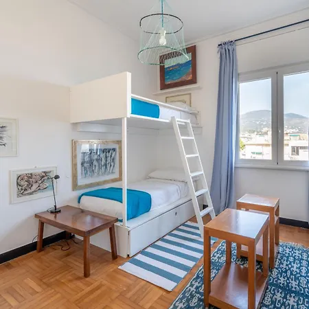 Wake Up To The Sea At - Stunning View From Every 아파트 *