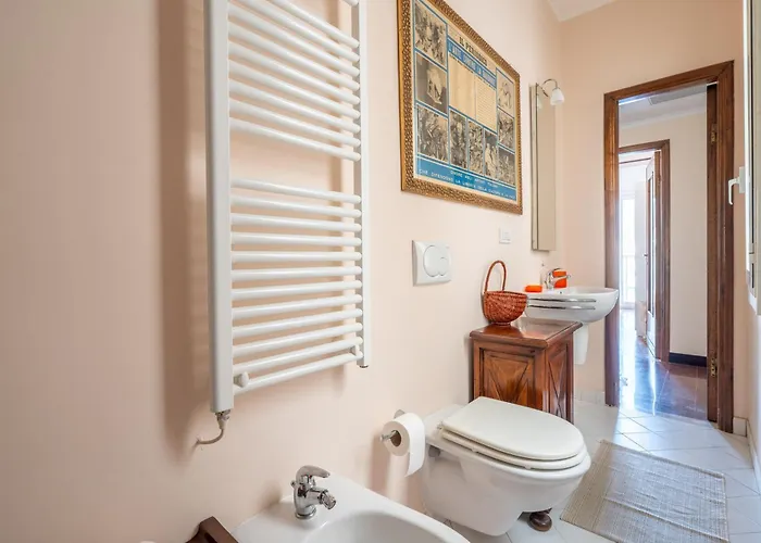 Wake Up To The Sea At - Stunning View From Every