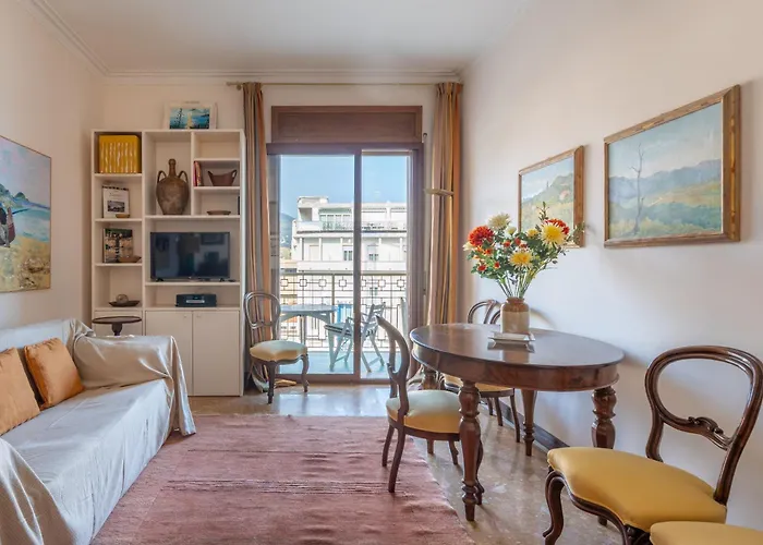 Wake Up To The Sea At - Stunning View From Every *