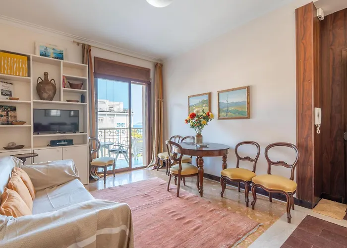 Wake Up To The Sea At - Stunning View From Every Lejlighed *